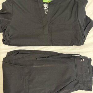 Healing Hands Black Scrubs